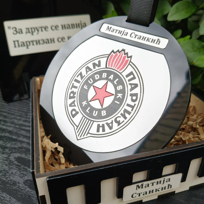 Medalje u kutiji
