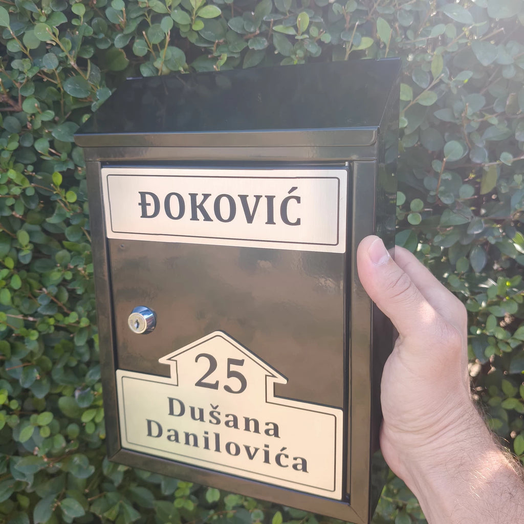 Crno poštansko sanduče sa pokretnim krovom 06