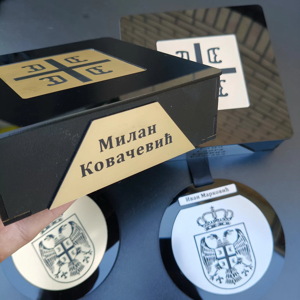 Samo sloga srbina spasava medalja u kutiji 07